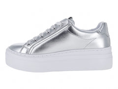 Tenis Guess Ameria Plateados para Mujer