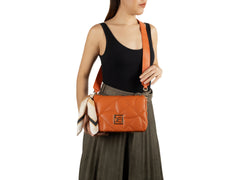 Bolsa de Hombro Cloe Tan para Mujer