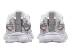 Tenis Nike V5 RNR Blanco y Gris para Niño