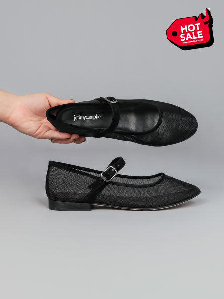 Hasta 50% off Flats