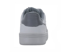 Tenis Umbro Blanco y Plata para Mujer