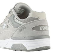 Tenis K-Swiss Contender Gris y Blanco para Hombre