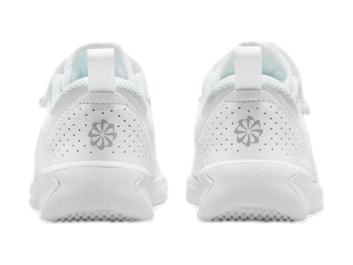 Tenis Nike Omni Multi-Court Para Niño