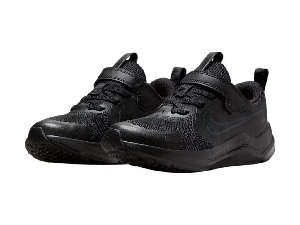 Tenis Nike Cosmic Runner Negro para Niño