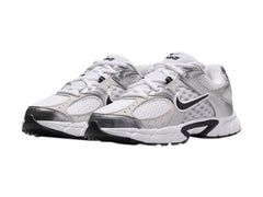 Tenis Nike V5 RNR Blanco y Gris para Niño