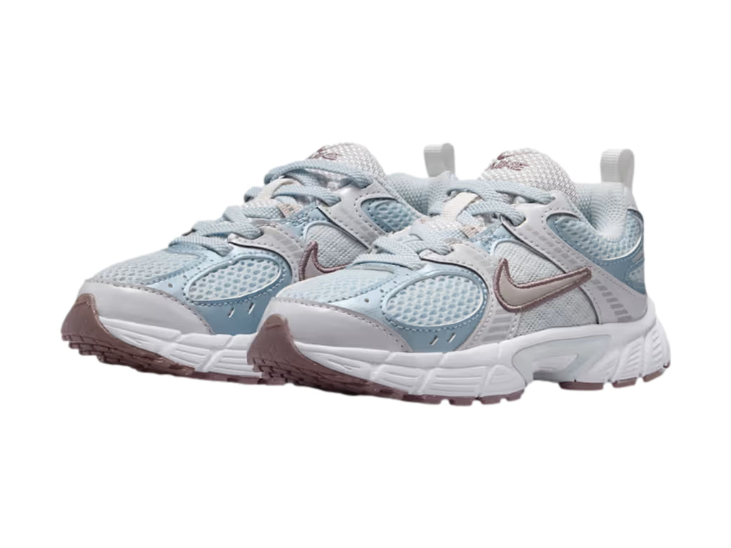 Tenis Nike V5 RNR Gris Platino para Niño
